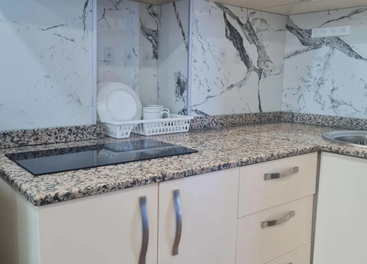 Panoramic #1 Sea Mountain View 1Br Apartment Living Room, Balcony, Kitchen 바투미