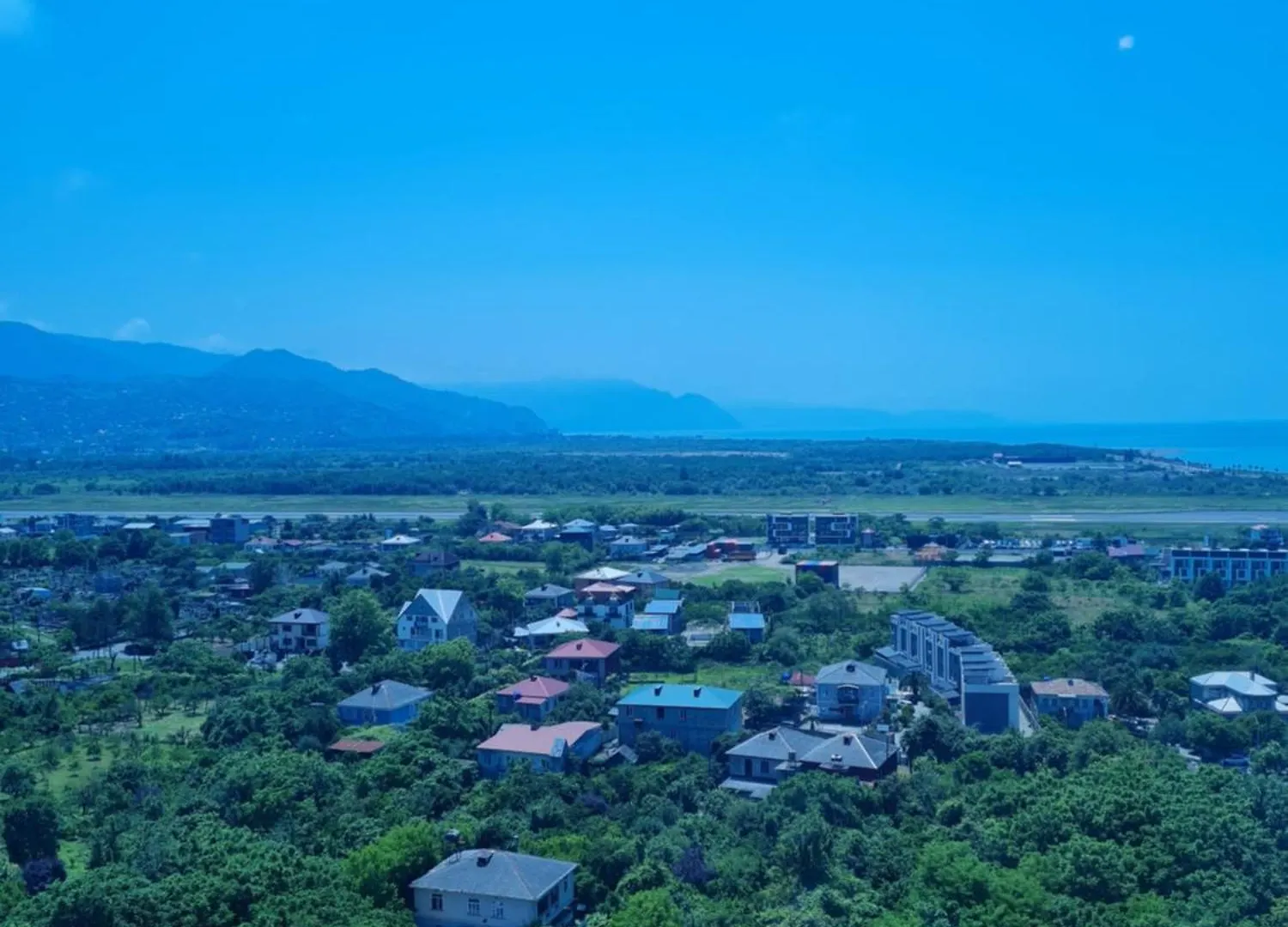 Panoramic #1 Sea Mountain View 1Br Apartment Living Room, Balcony, Kitchen 바투미 0*,  조지아
