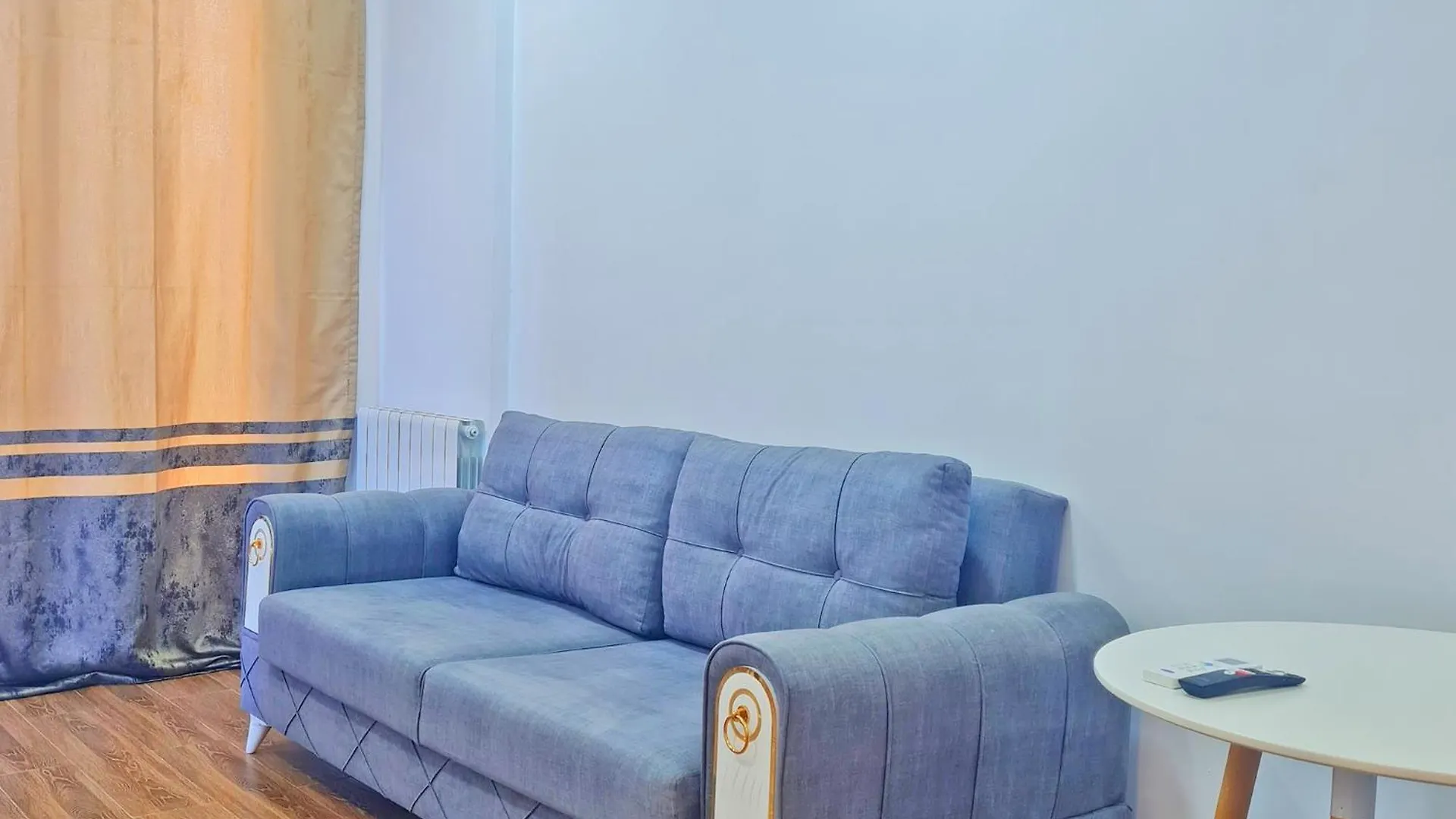 Panoramic #1 Sea Mountain View 1Br Apartment Living Room, Balcony, Kitchen 바투미